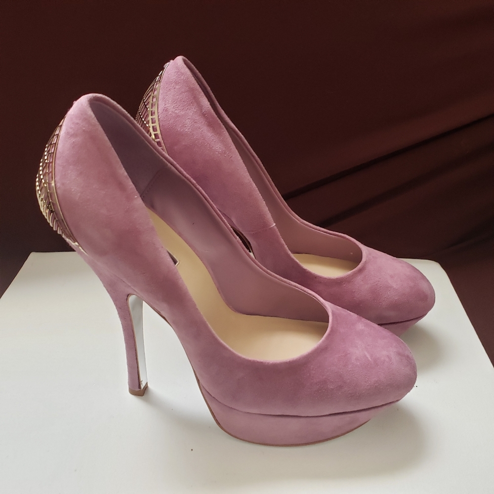 WOMENS SHOES BY HALSTON